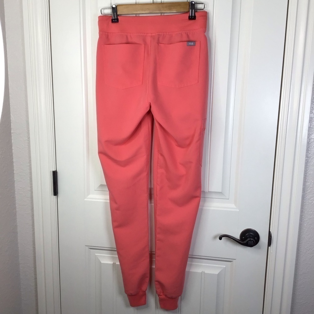 Figs Zamora Jogger Scrub Pants in Hot Coral Size XXS/T. - Picture 8 of 11